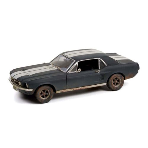 Coche miniatura Ford Mustang Coupe 1967 negro de la película Creed 2 a escala 1/18 Greenlight