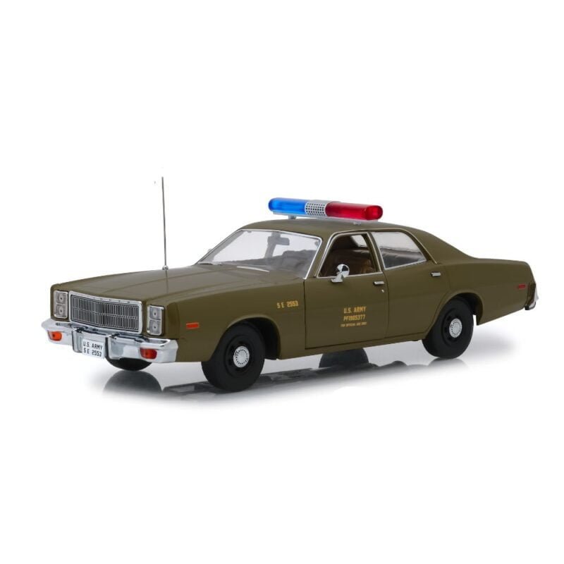 Miniatura coche Plymouth Fury 1977 verde U.S. Army Police de la serie El Equipo A a escala 1/18 Greenlight lateral delantero