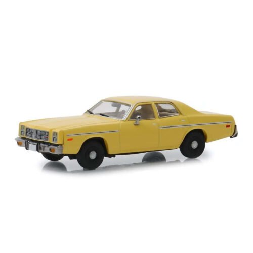 Miniatura coche Dodge Monaco 1978 beige de la serie El Gran Héroe Americano a escala 1/43 Greenlight