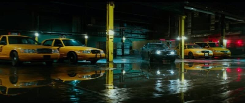 Coche Ford Crown Victoria Taxi 2008 amarillo de la película John Wick 2