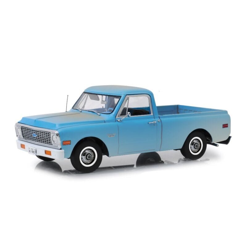 Miniatura camioneta Chevrolet C-10 1974 azul de la película La Matanza de Texas a escala 1/18 Greenlight