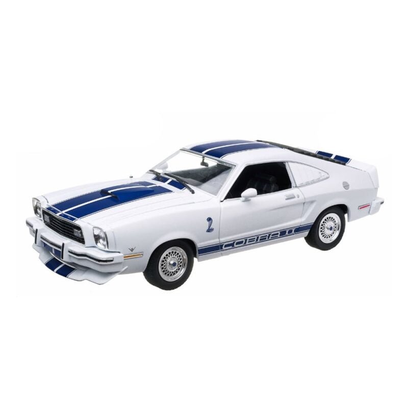 Miniatura coche Ford Mustang Cobra II 1976 blanco con rayas azules de la serie Los Ángeles de Charlie a escala 1/18 Greenlight