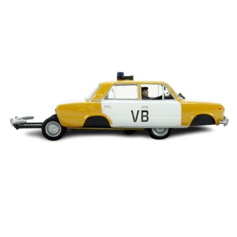 Miniatura coche blanco y amarillo policía checoslovaca Lada 1500 (1980) de la película de James Bond 007 Alta tensión (The living daylights) a escala 1/43 Fabbri (entrega 26)