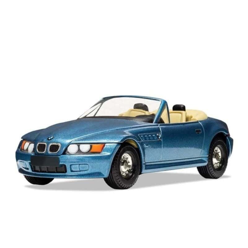 Miniatura coche descapotable azul BMW Z3 E36/7 conducido por James Bond 007 en la película GoldenEye a escala 1/36 Corgi