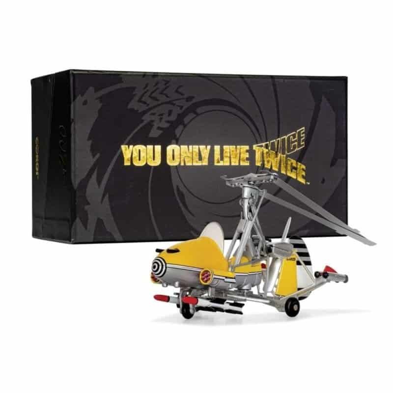 Miniatura autogiro amarillo "Little Nelly" de la película Sólo se vive dos veces con James Bond 007 Corgi con estuche de cartón