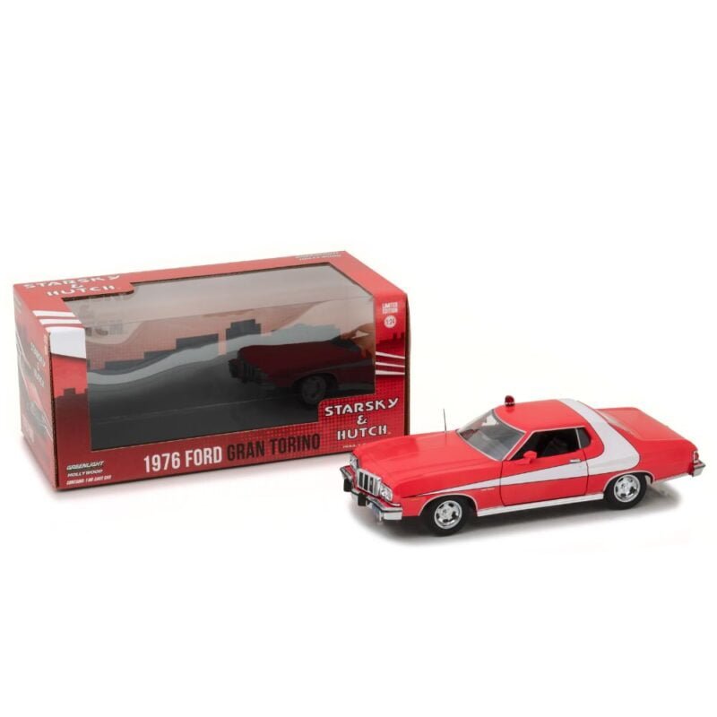 Miniatura coche Ford Gran Torino 1976 rojo con raya blanca de la serie Starsky & Hutch a escala 1/24 Greenlight con caja de cartón expositora