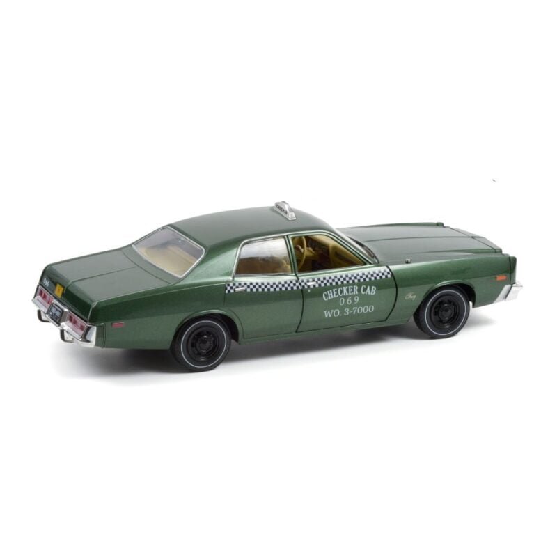 Miniatura taxi verde Plymouth Fury Checker 1976 de la película Superdetective en Hollywood a escala 1/18 Greenlight