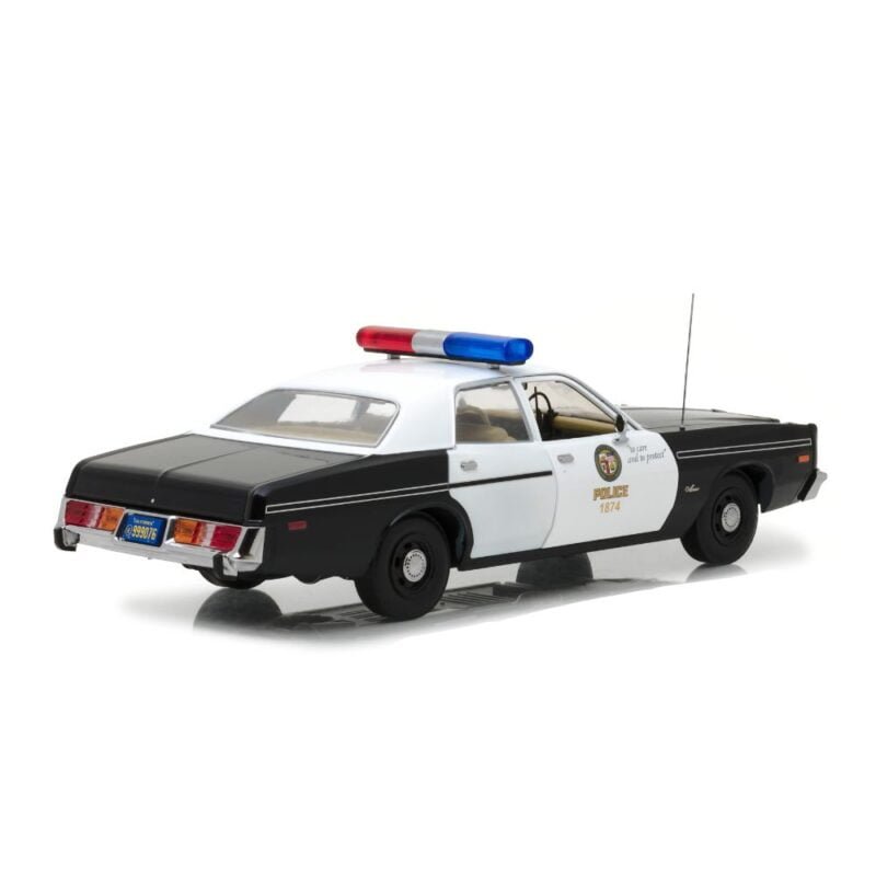 Miniatura coche blanco y negro Policía Metropolitana Dodge Monaco 1977 de la película Terminator a escala 1/18 Greenlight