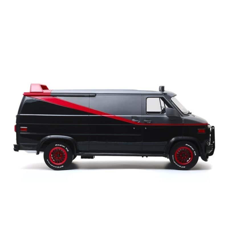 Miniatura furgoneta GMC Vandura 1983 negra de la serie El Equipo A a escala 1/12 Greenlight