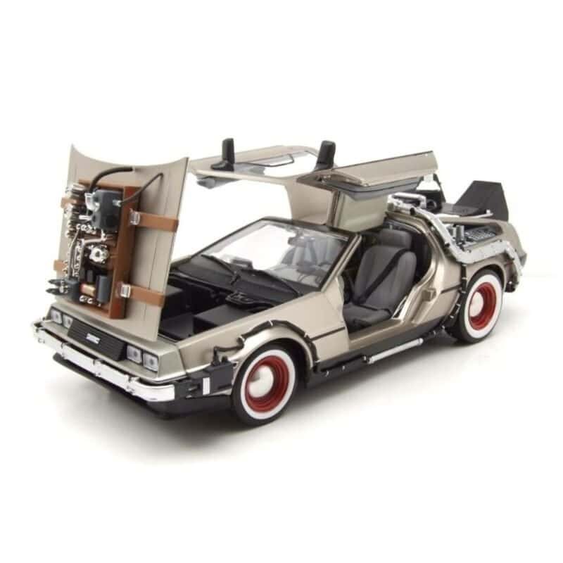 Miniatura coche DeLorean de la película Regreso al futuro 3 a escala 1/18 Sun Star