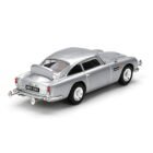 Miniatura coche gris Aston Martin DB5 conducido por James Bond 007 en la película Goldfinger a escala 1/64 MiniGT
