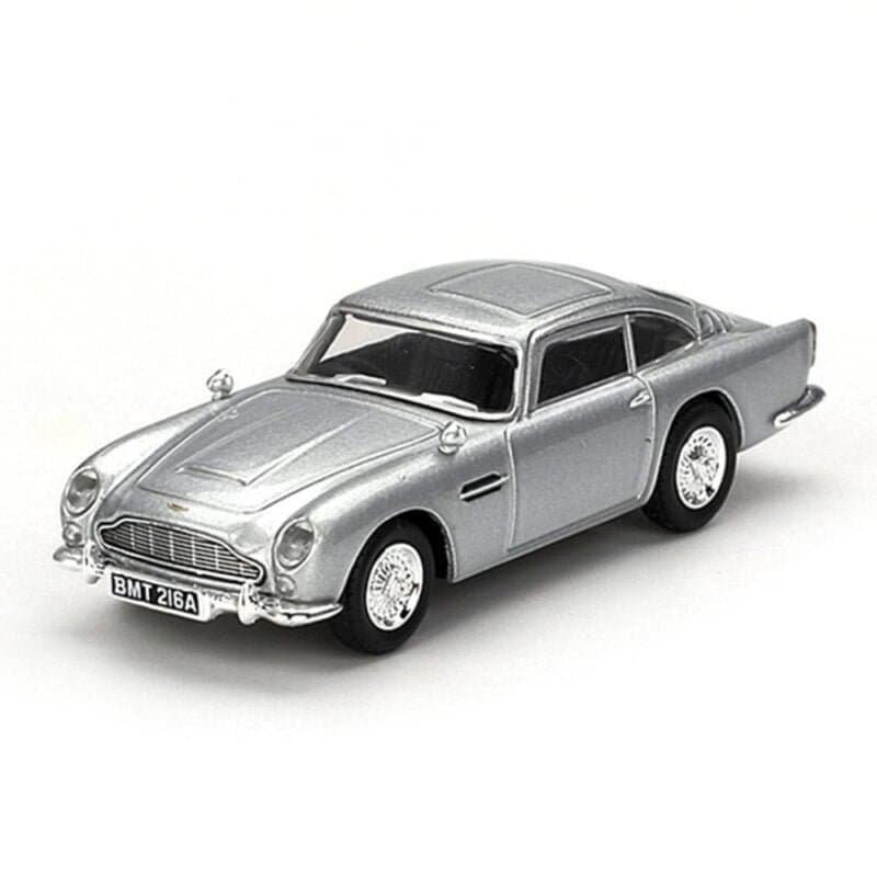 Miniatura coche gris Aston Martin DB5 conducido por James Bond 007 en la película Operación Trueno a escala 1/64 MiniGT