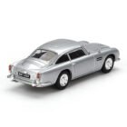 Miniatura coche gris Aston Martin DB5 conducido por James Bond 007 en la película Operación Trueno a escala 1/64 MiniGT