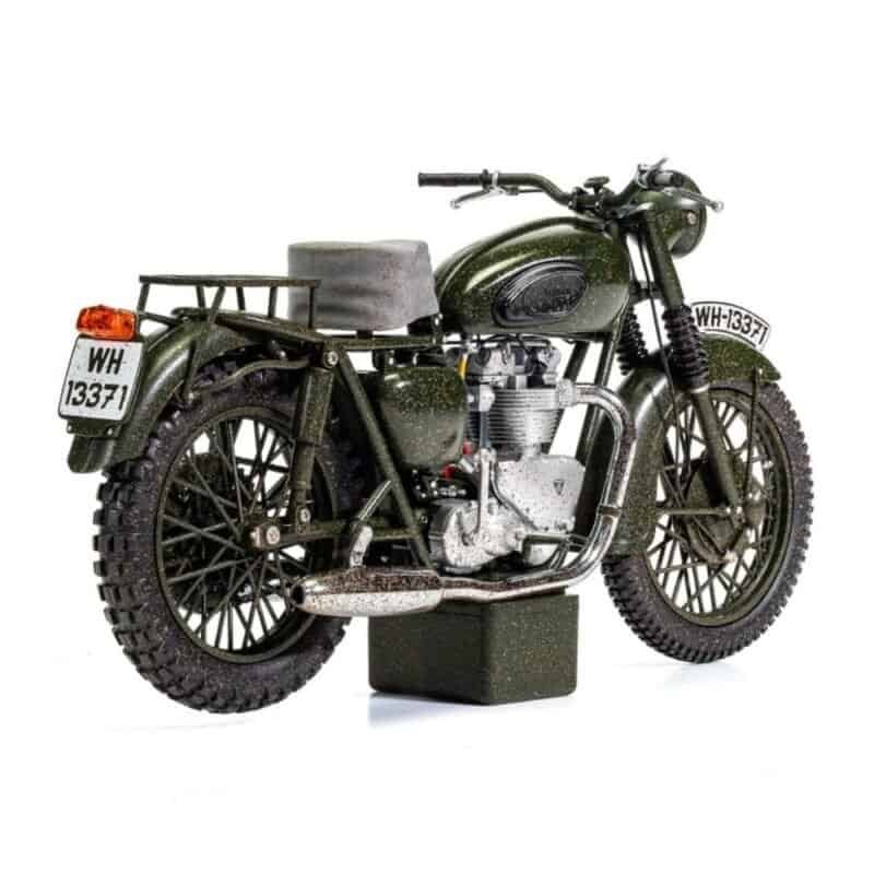 Miniatura moto verde Triumph TR6 Trophy de la película La gran evasión a escala 1/12 Corgi