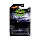 Miniatura coche azul y naranja Batmobile de la serie Batman a escala 1/64 Hot Wheels