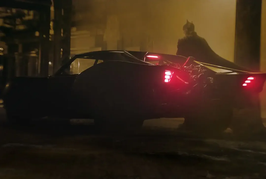 Coche negro Batmobile de la película The Batman