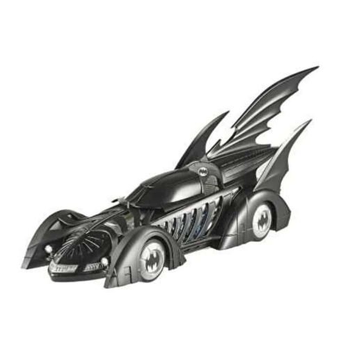 Miniatura negro Batmobile de la película Batman Returns a escala 1/64 Hot Wheels