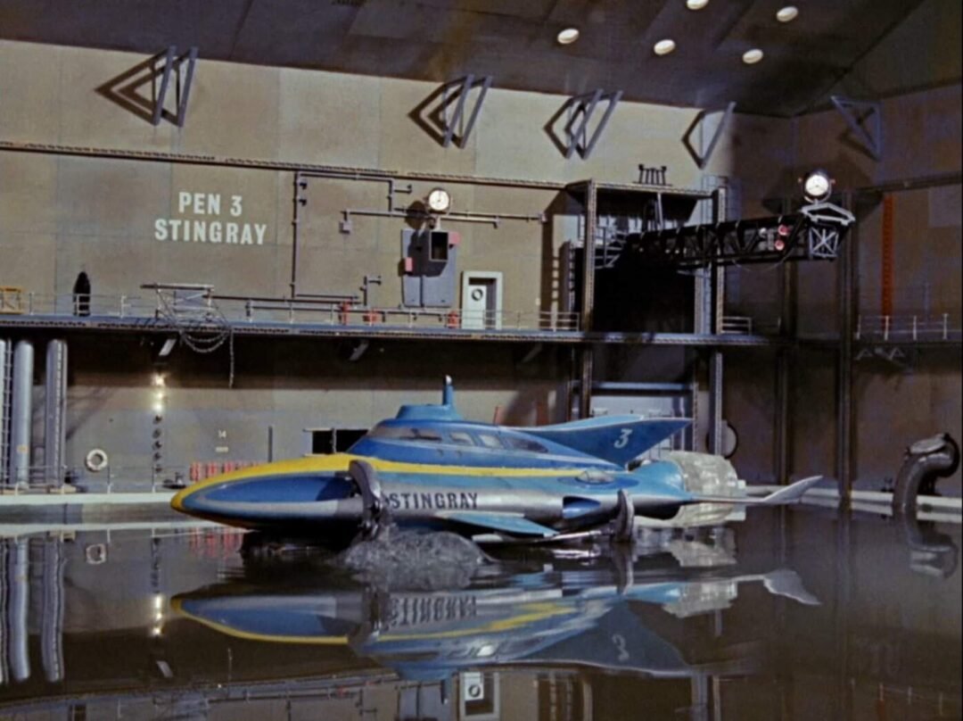 Miniatura nave Meteoro Submarino de la serie Stingray