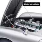 Miniatura coche gris Aston Martin DB5 con todos los gadgets conducido por James Bond 007 en la película Goldfinger a escala 1/18 Autoart