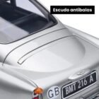 Miniatura coche gris Aston Martin DB5 con todos los gadgets conducido por James Bond 007 en la película Goldfinger a escala 1/18 Autoart