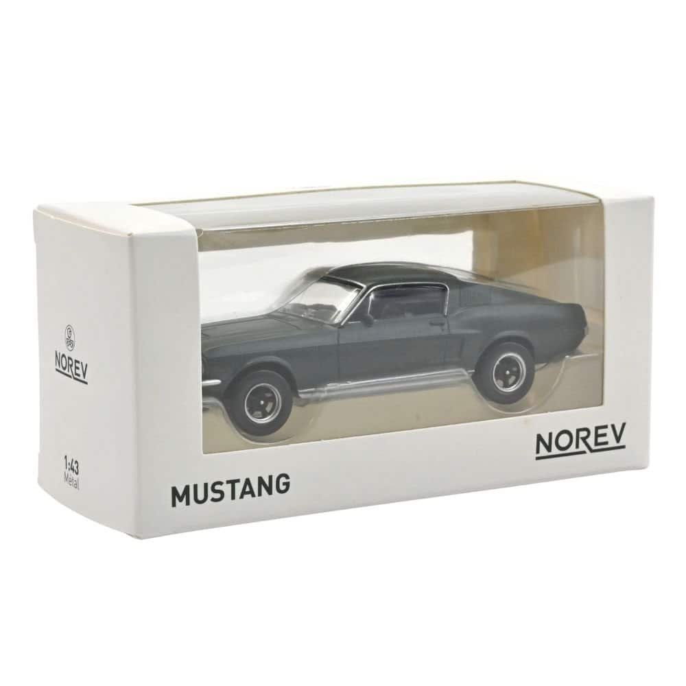 Miniatura coche verde Ford Mustang GT Fastback 1968 de la película Bullitt a escala 1/43 Norev