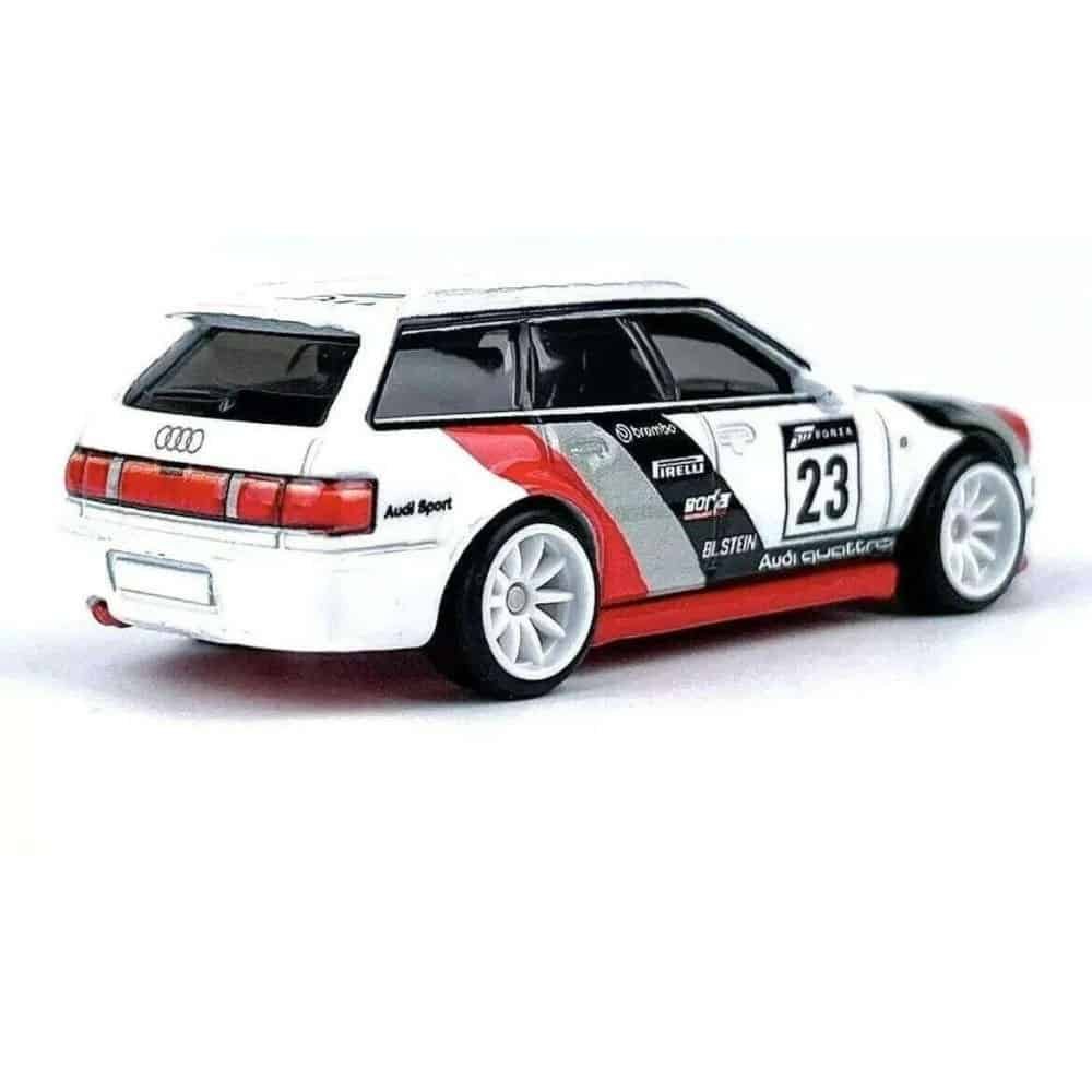 Miniatura coche carreras Audi Avant RS2 del videojuego Forza a escala 1/64 Hot Wheels
