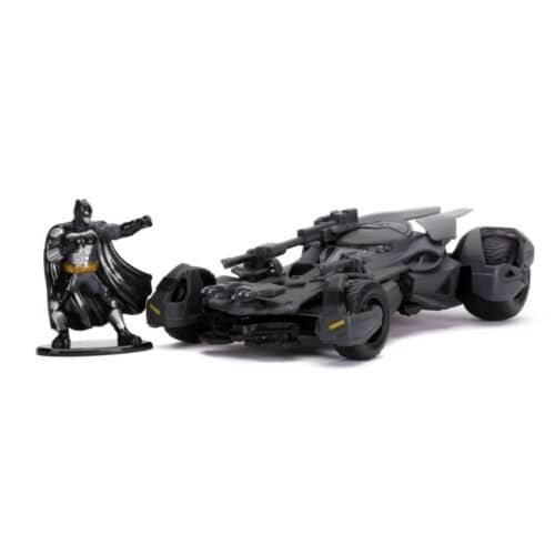 Miniatura coche Batmobile con figura de Batman de la película Liga de la Justicia a escala 1/32 Jada Toys