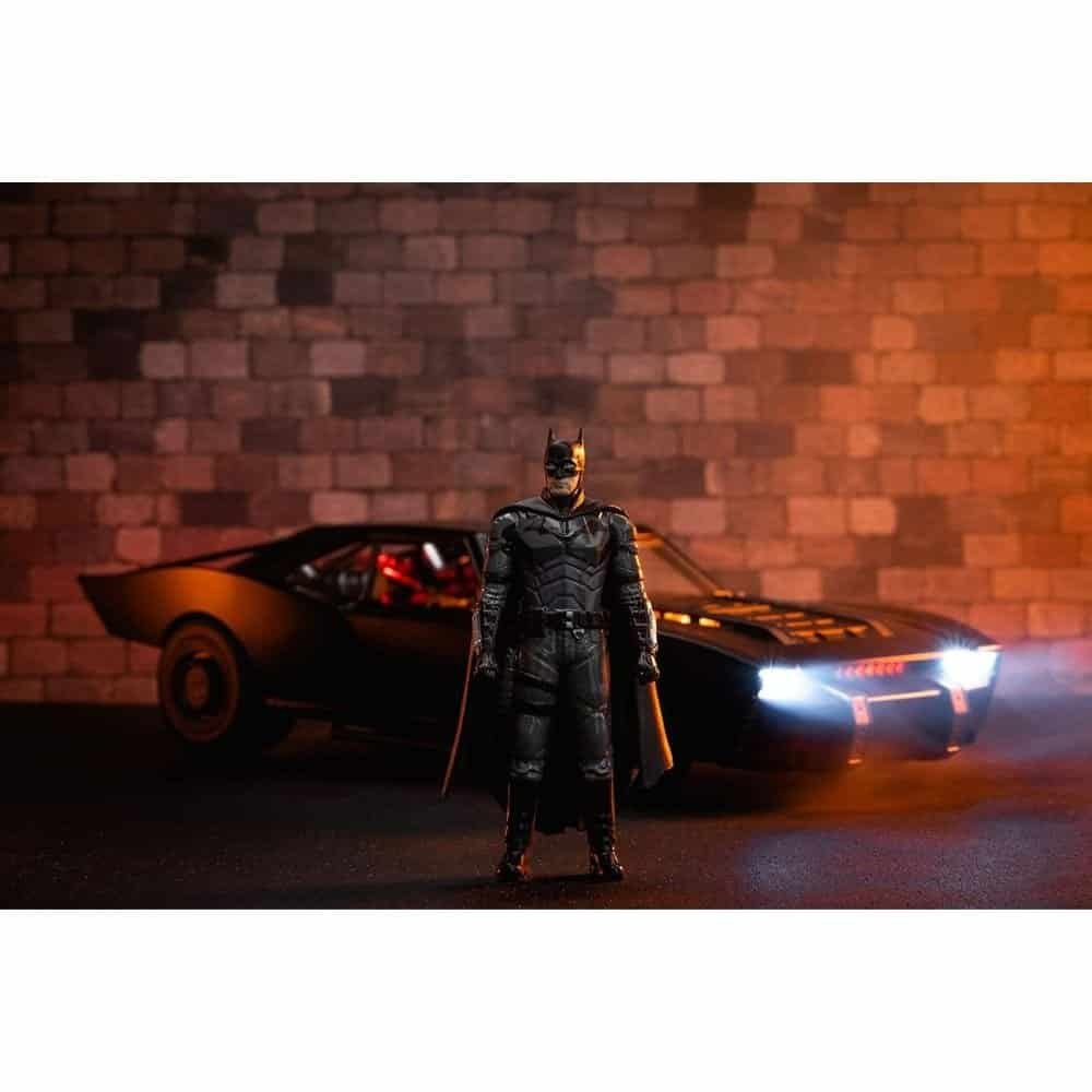 Miniatura coche Batmobile con figura y luces de la película The Batman a escala 1/18 Jada Toys