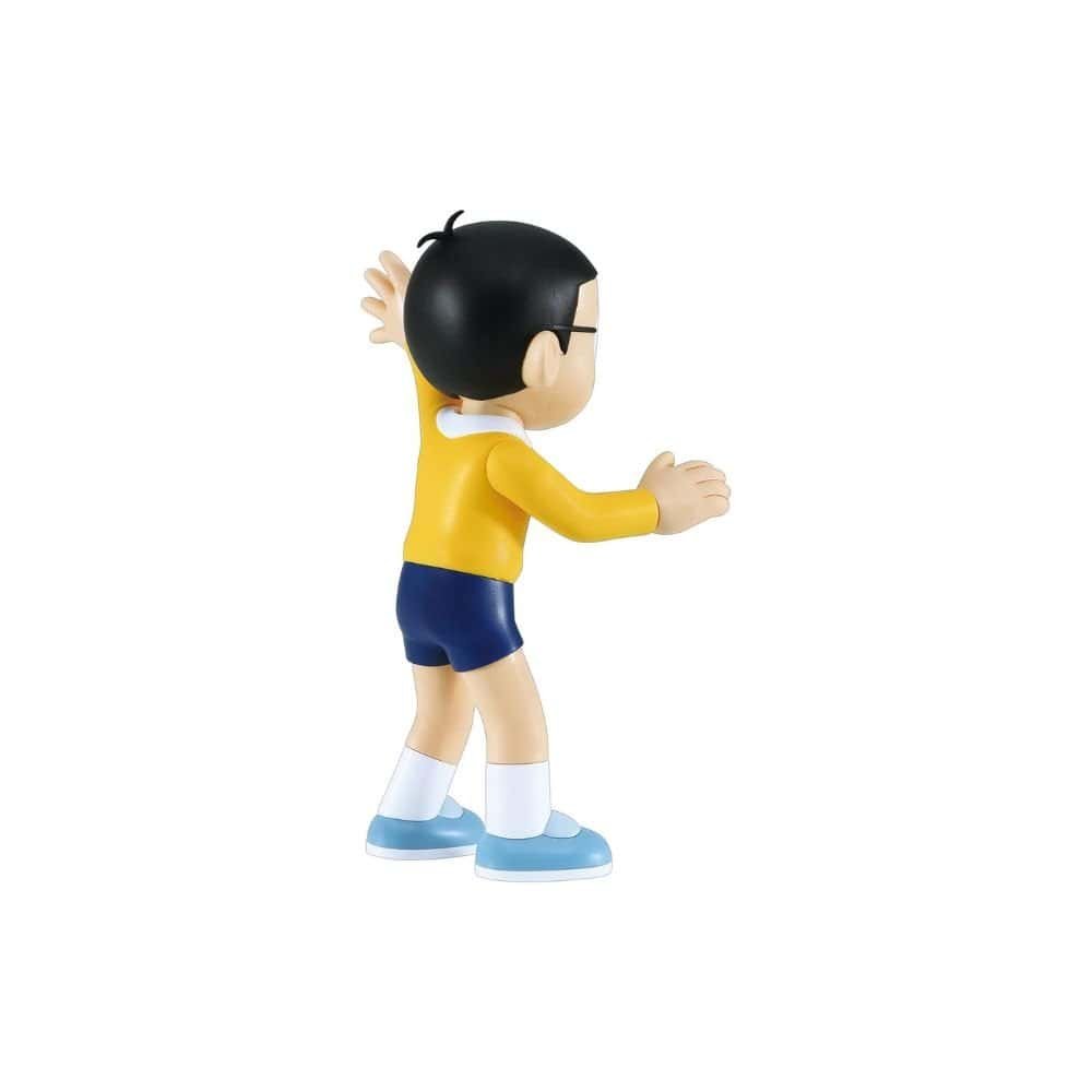Maqueta Doraemon Máquina del tiempo con figura Nobita a escala Bandai