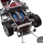 Coche miniatura Mach 5 de Speed Racer fabricado por Audix a escala 1/18 en aluminio con gadgets funcionales